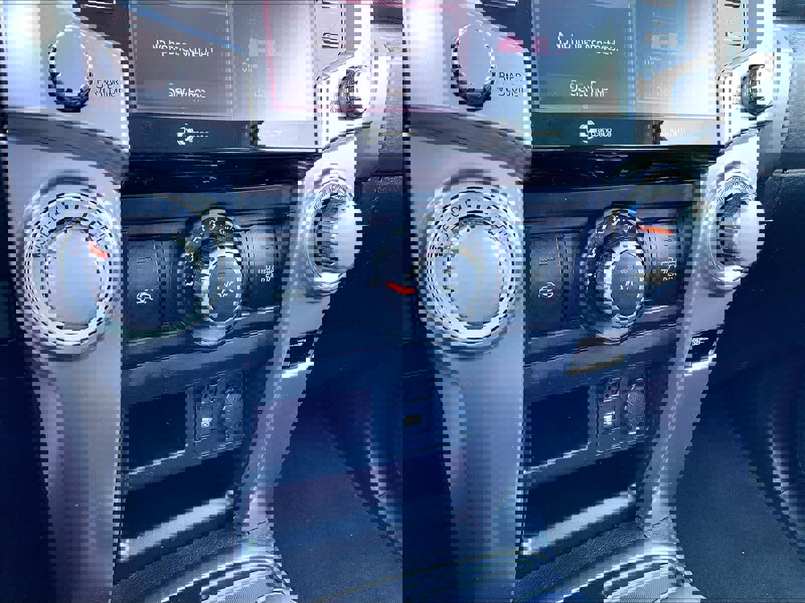 Used 2022 Toyota 4Runner SR5 image 26