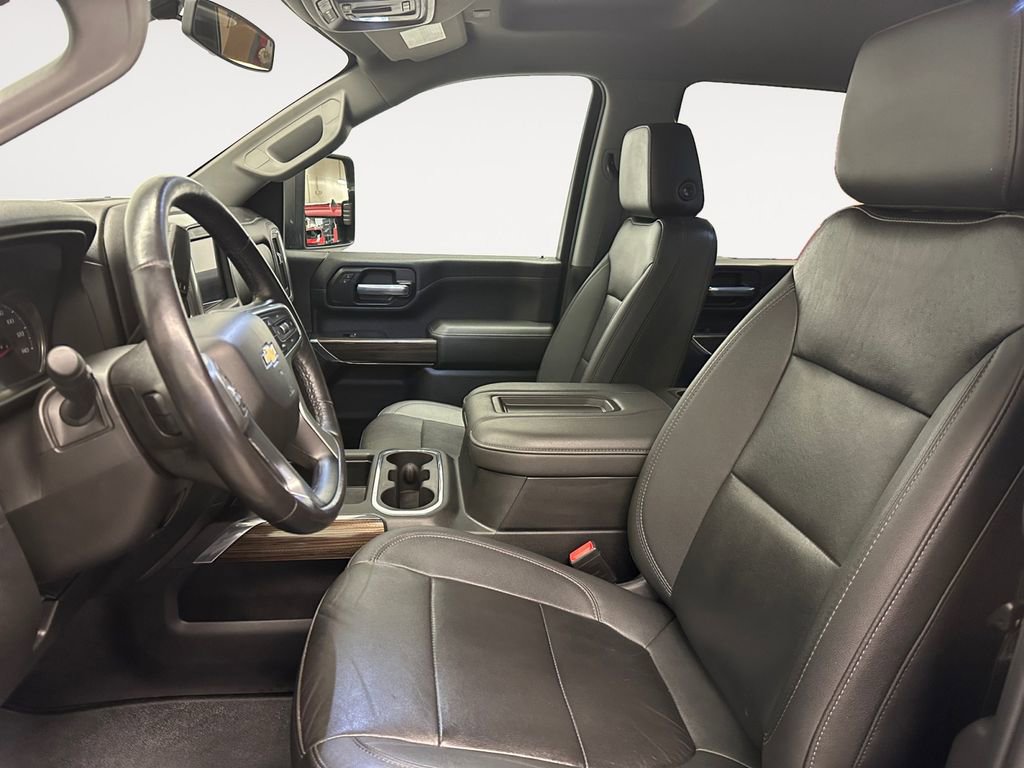 Used 2021 Chevrolet Silverado 2500 LT w/ Convenience Package AWD/4WD image 9