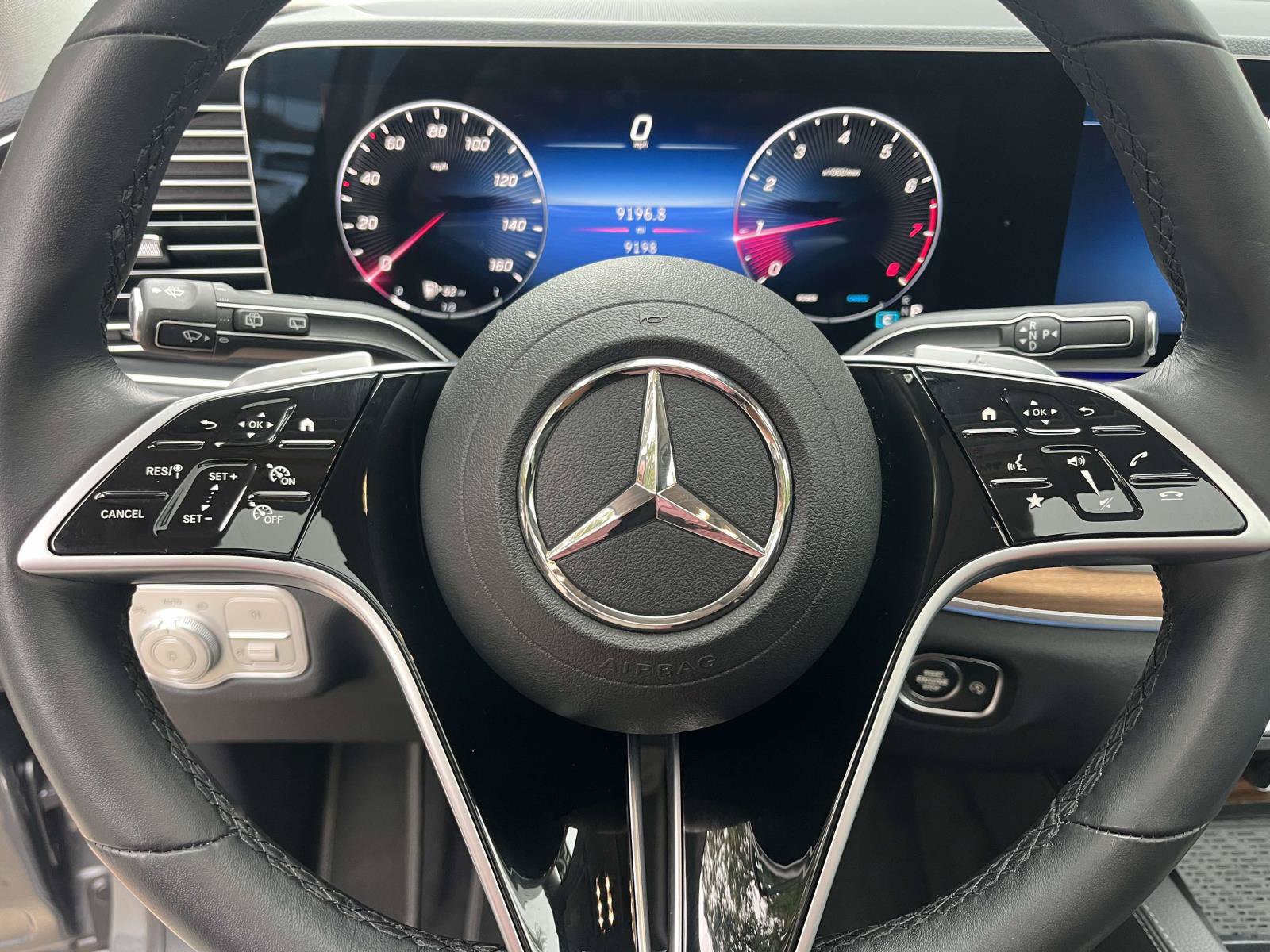 Certified 2025 Mercedes-Benz GLE 350 4MATIC image 22