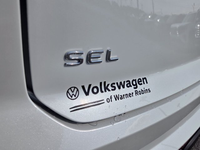 New 2026 Volkswagen Atlas Cross Sport SEL AWD/4WD image 10