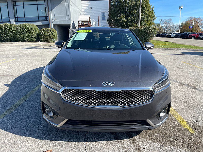 Used 2018 Kia Cadenza Premium image 2