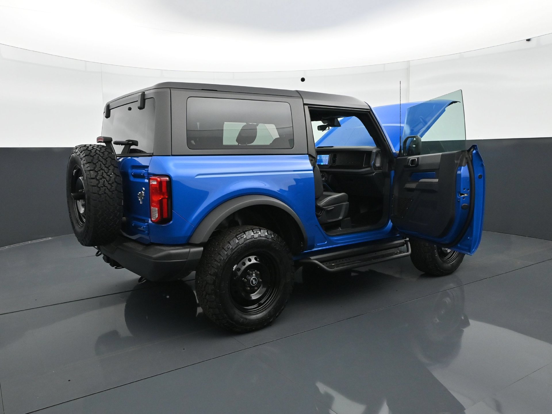Used 2021 Ford Bronco Black Diamond AWD/4WD image 33