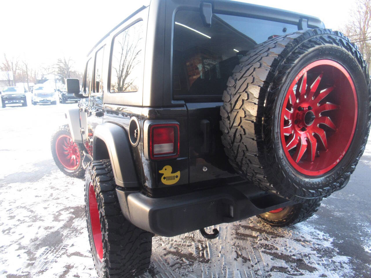 Used 2018 Jeep Wrangler Unlimited Sport image 12