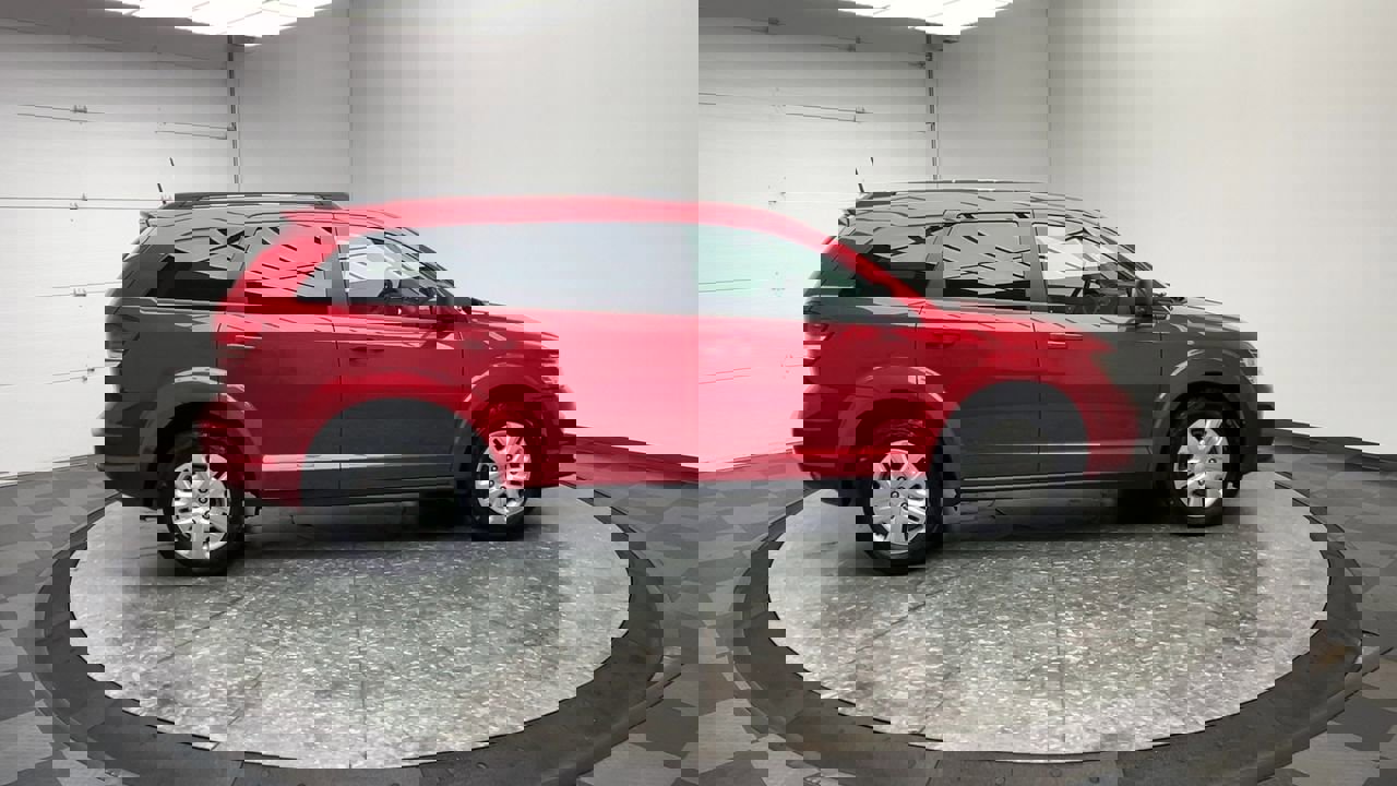 Used 2019 Dodge Journey SE image 33