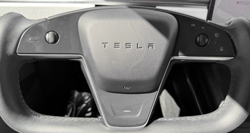 Used 2022 Tesla Model X image 20
