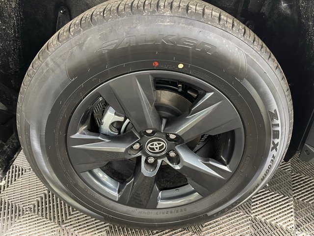 Used 2026 Toyota RAV4 LE AWD/4WD image 13