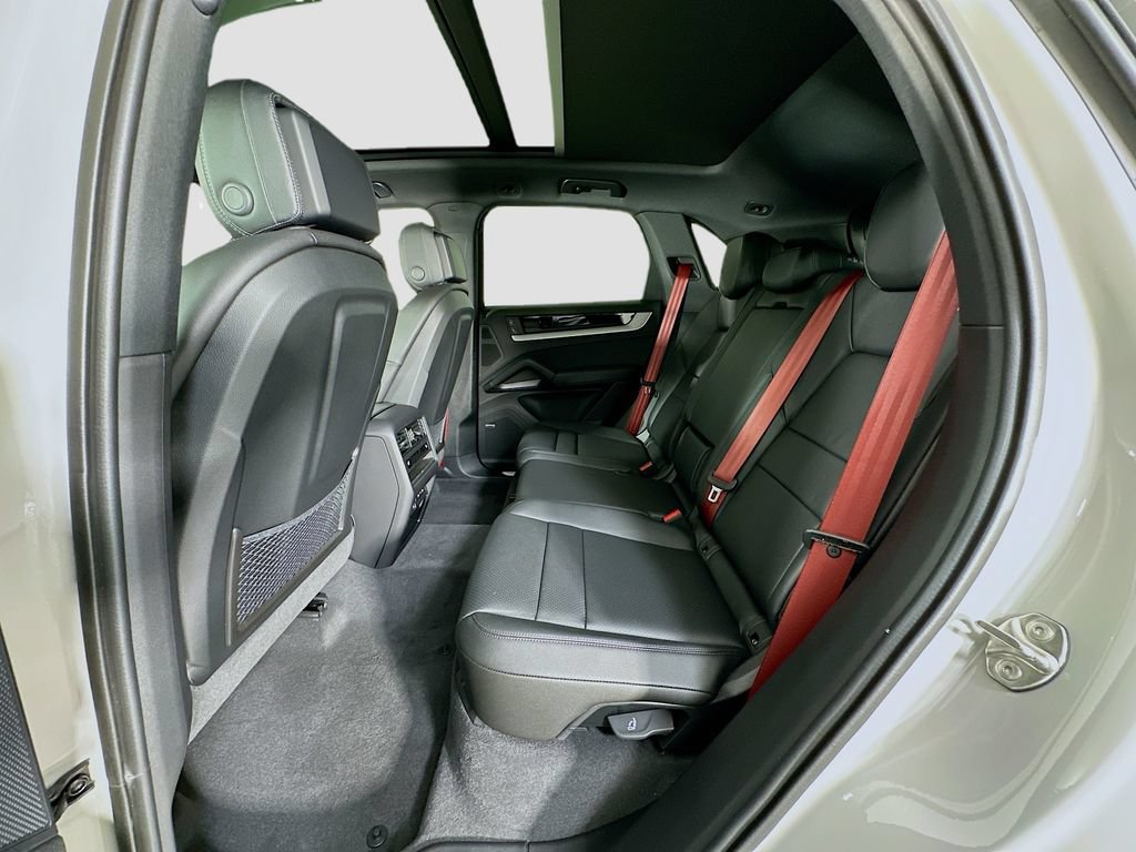 New 2026 Porsche Cayenne AWD/4WD image 24