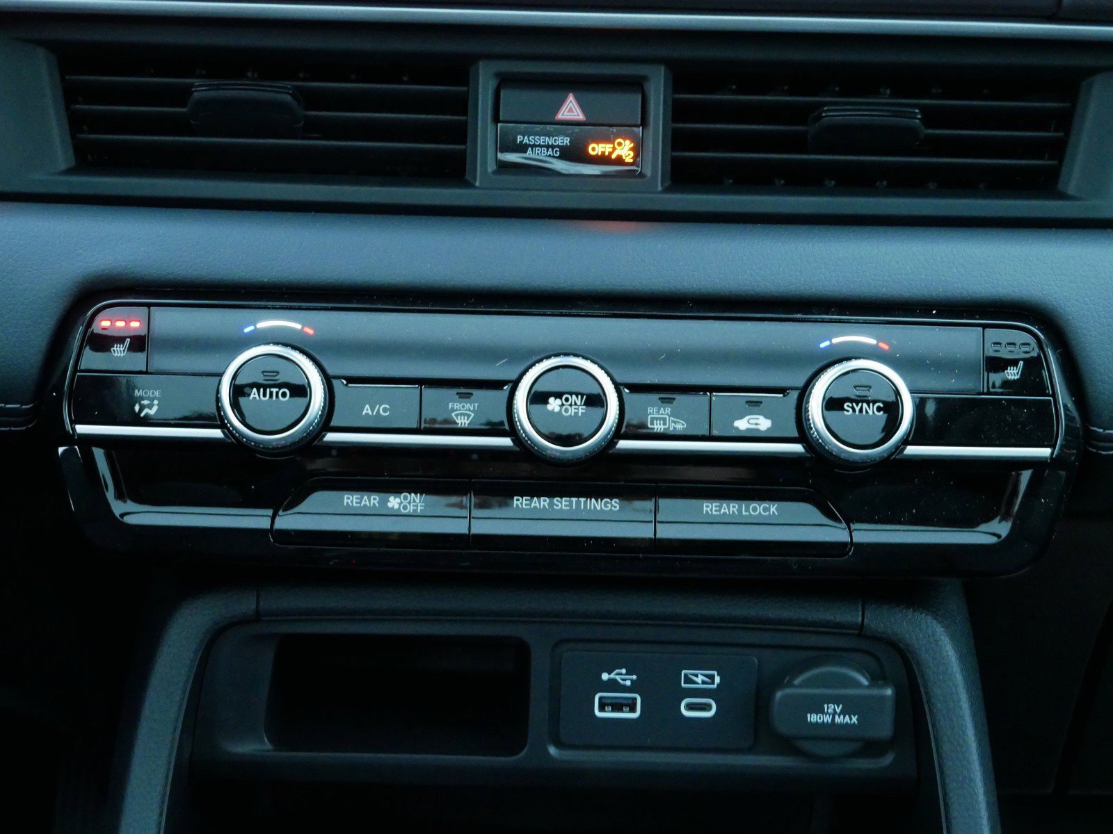 New 2025 Honda Pilot Touring image 13