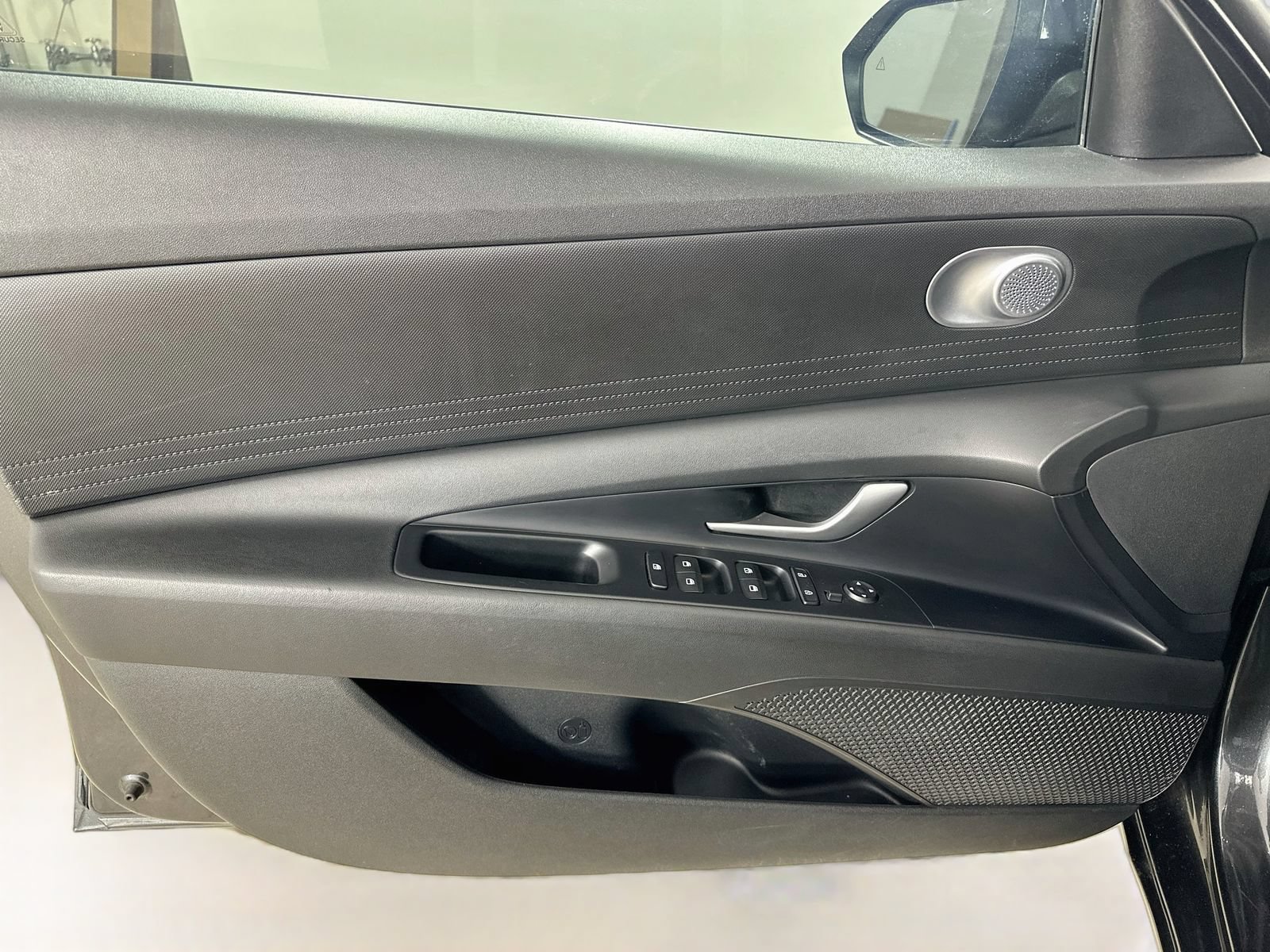 Used 2021 Hyundai Elantra SEL FWD image 16