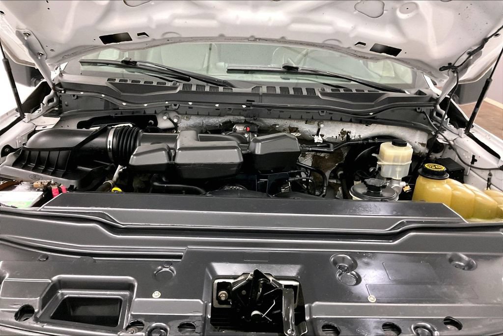 Used 2019 Ford F350 XL AWD/4WD image 23