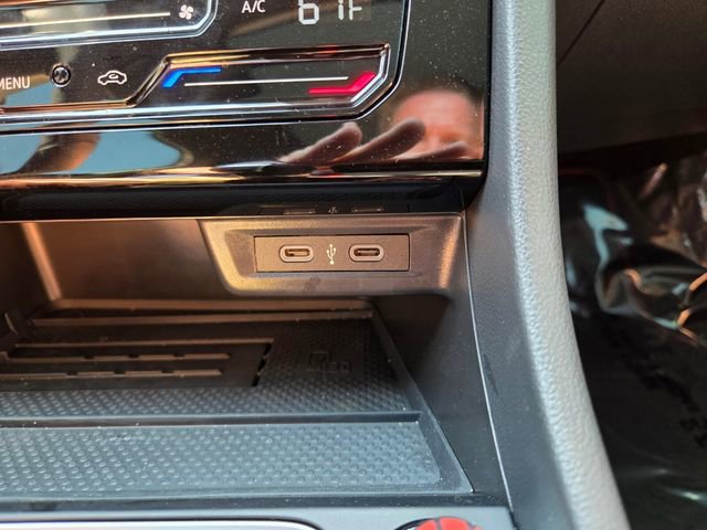 Used 2025 Volkswagen Jetta GLI Autobahn image 25