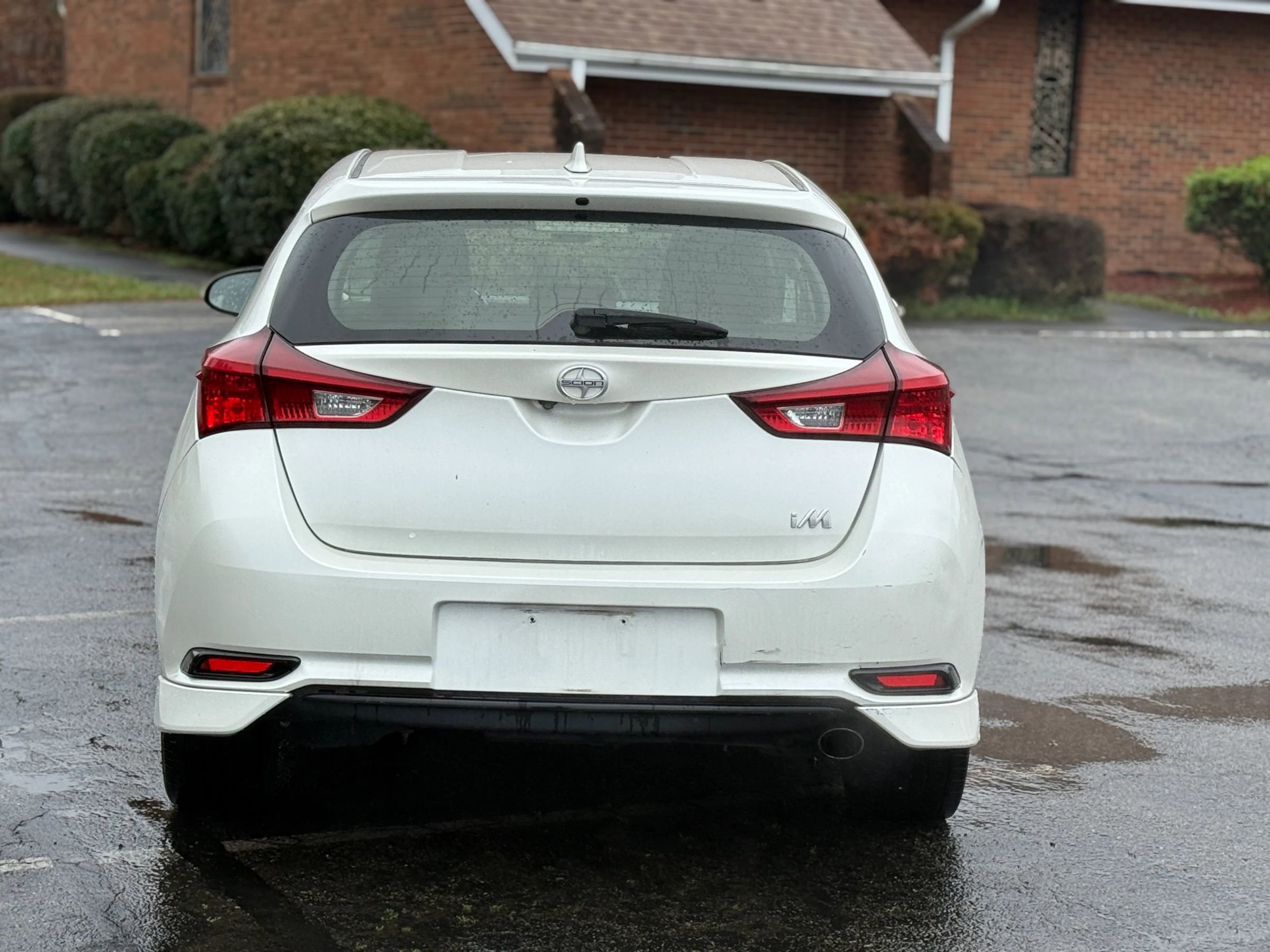 Used 2016 Scion iM image 4