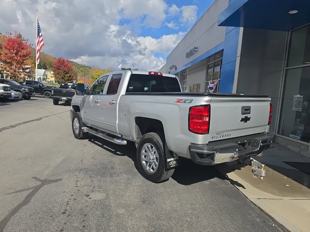 Used 2018 Chevrolet Silverado 2500 LT w/ All Star Edition AWD/4WD image 4