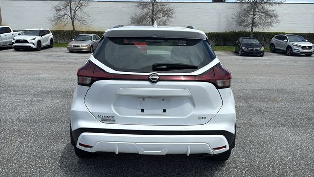 Used 2023 Nissan Kicks SR FWD image 6