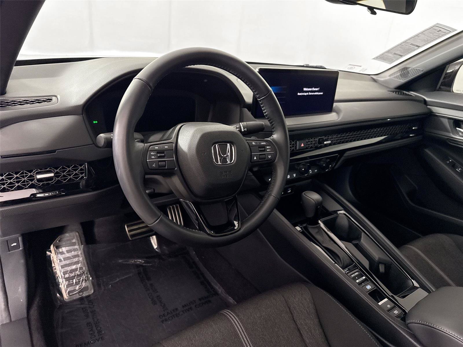 Used 2024 Honda Accord Sport image 4