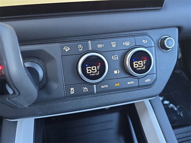 Used 2025 Land Rover Defender 110 S image 26