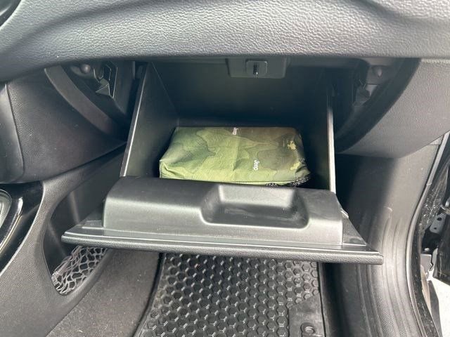 Used 2021 Jeep Compass Limited image 40