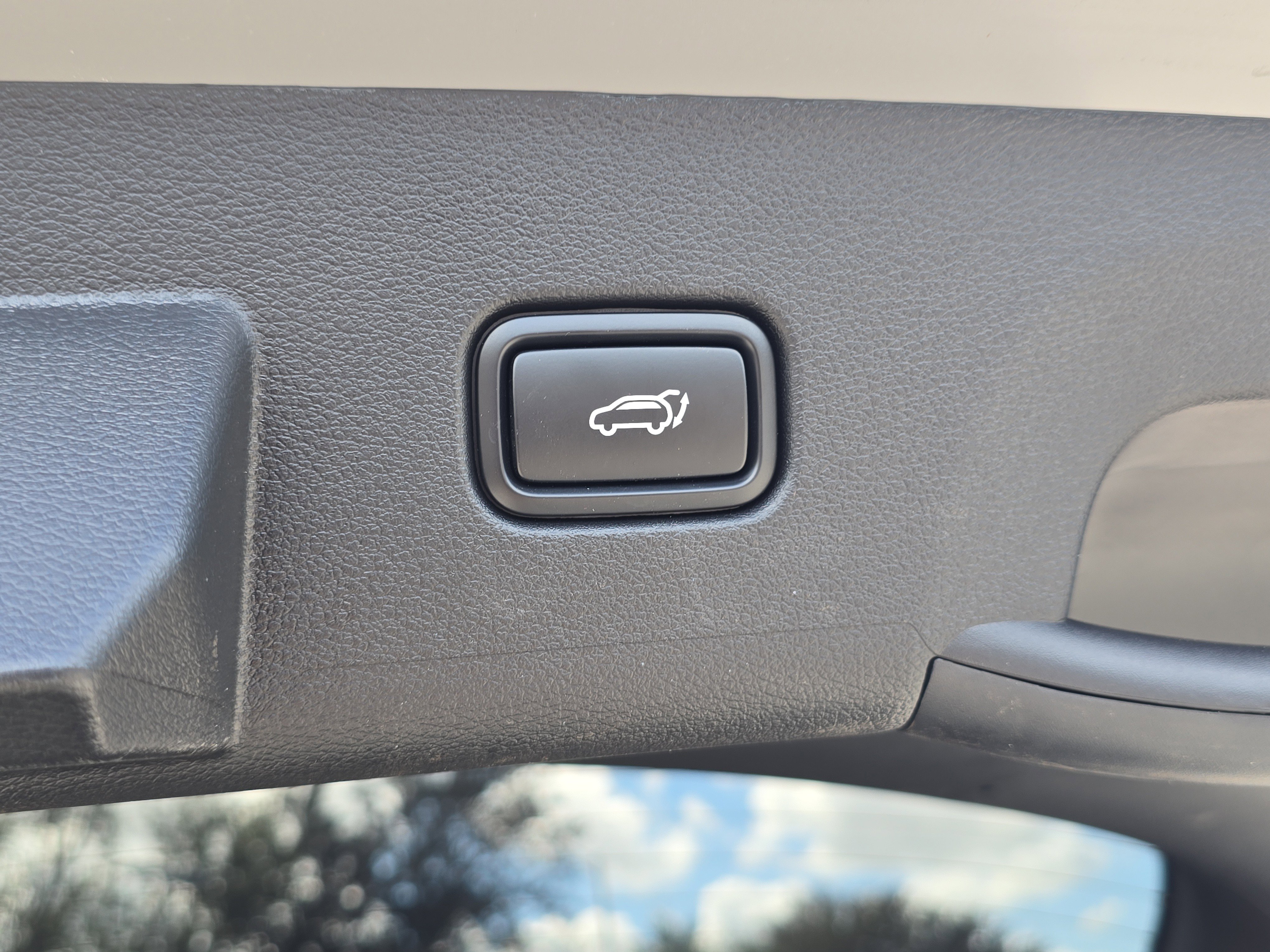 Certified 2026 Kia Sportage SX Prestige image 11