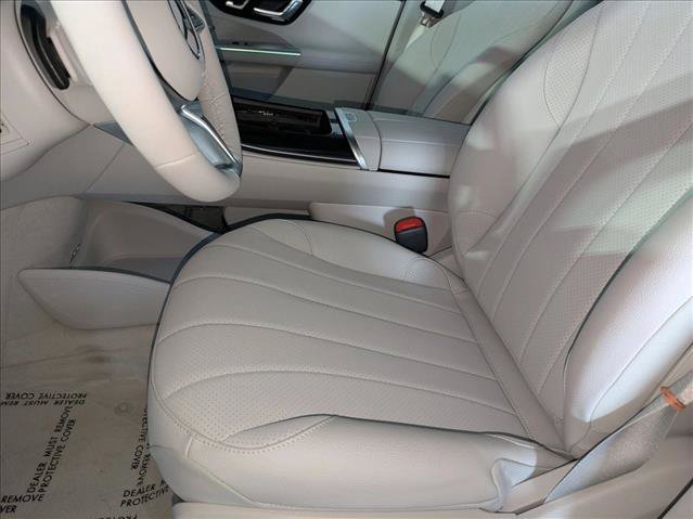 New 2027 Mercedes-Benz EQE 320 4MATIC SUV image 3