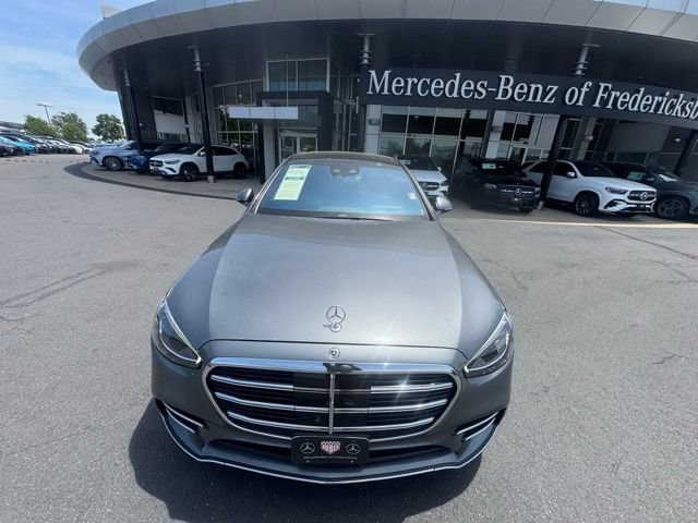 Used 2023 Mercedes-Benz S 500 4MATIC image 2