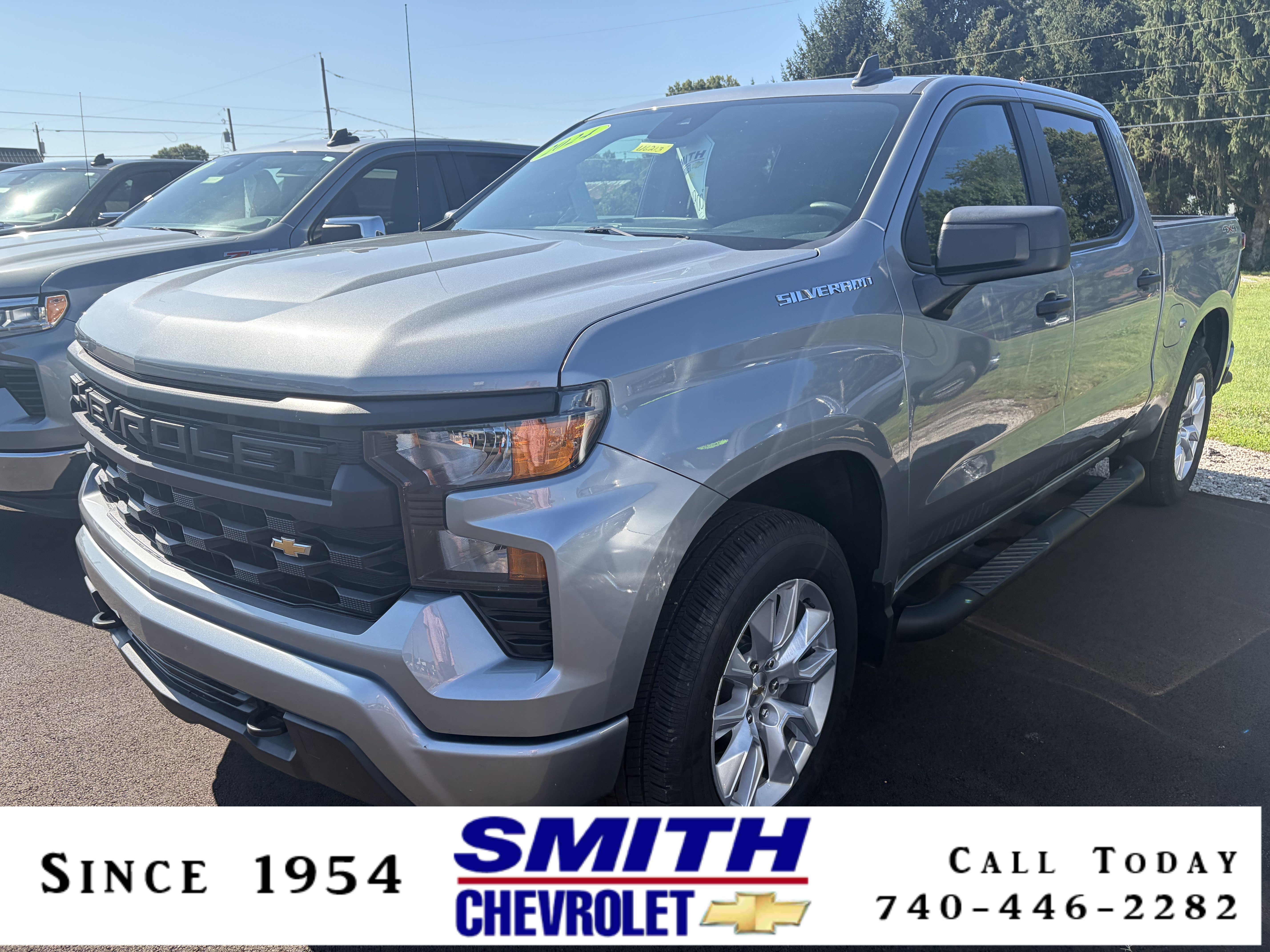 Used 2024 Chevrolet Silverado 1500 Custom AWD/4WD image 1
