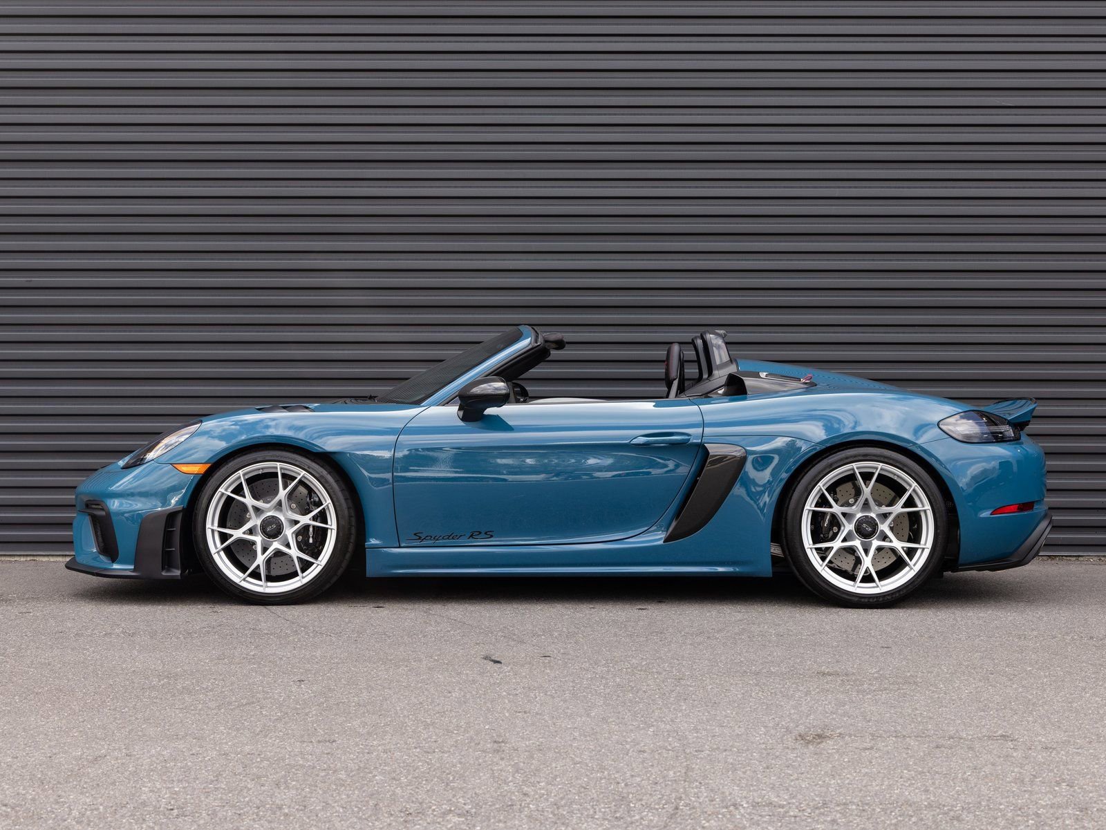 Certified 2024 Porsche 718 Boxster Spyder RS image 2