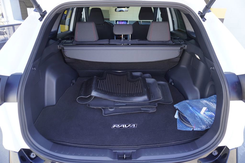 Certified 2024 Toyota RAV4 SE image 8