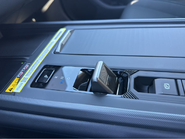 New 2026 Lexus ES 350e w/ Convenience Package FWD image 32
