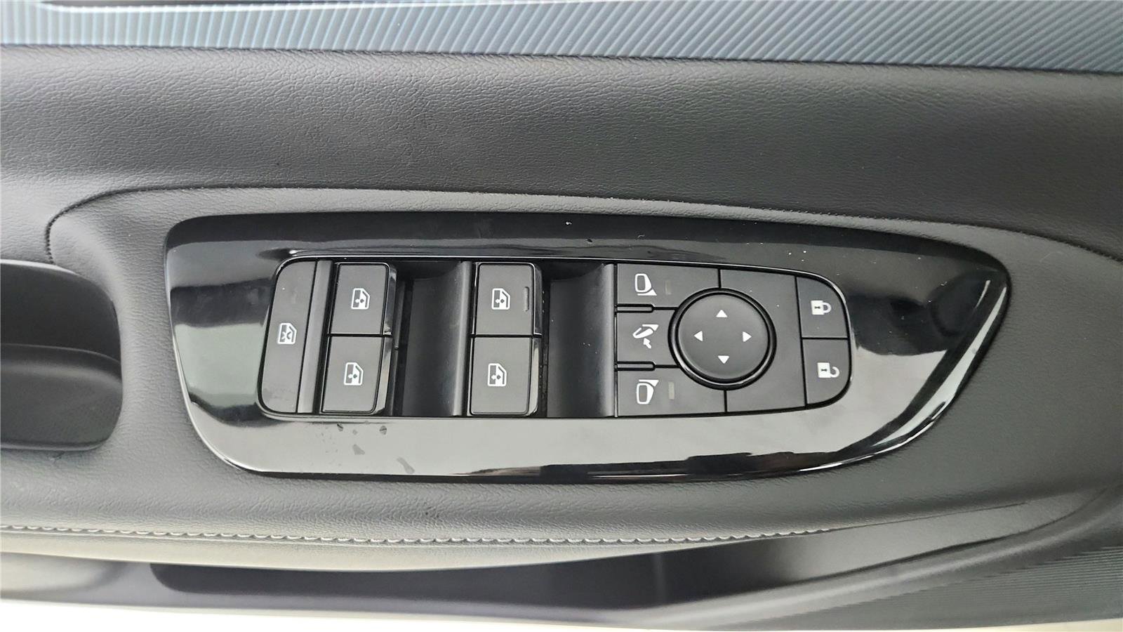 New 2026 Nissan Murano Platinum w/ Cargo Package AWD/4WD image 10
