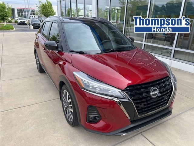 Used 2023 Nissan Kicks SR w/ SR Premium Package FWD image 1
