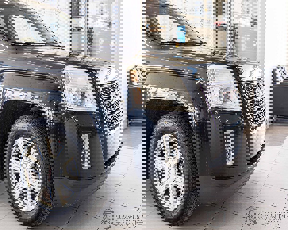 Used 2015 GMC Terrain SLE w/ Safety Package image 4