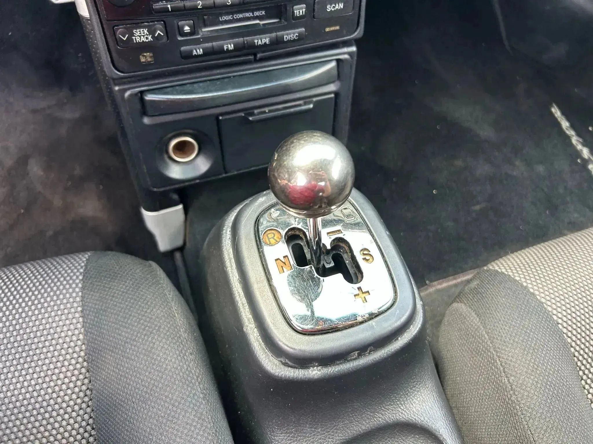 Used 2003 Toyota MR2 RWD image 20