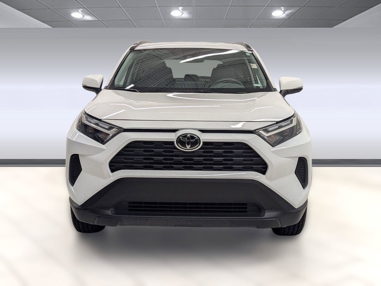 Used 2023 Toyota RAV4 XLE image 5