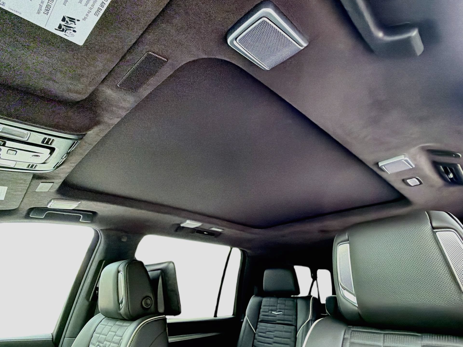 Certified 2025 Cadillac Escalade ESV Sport Platinum AWD/4WD image 31