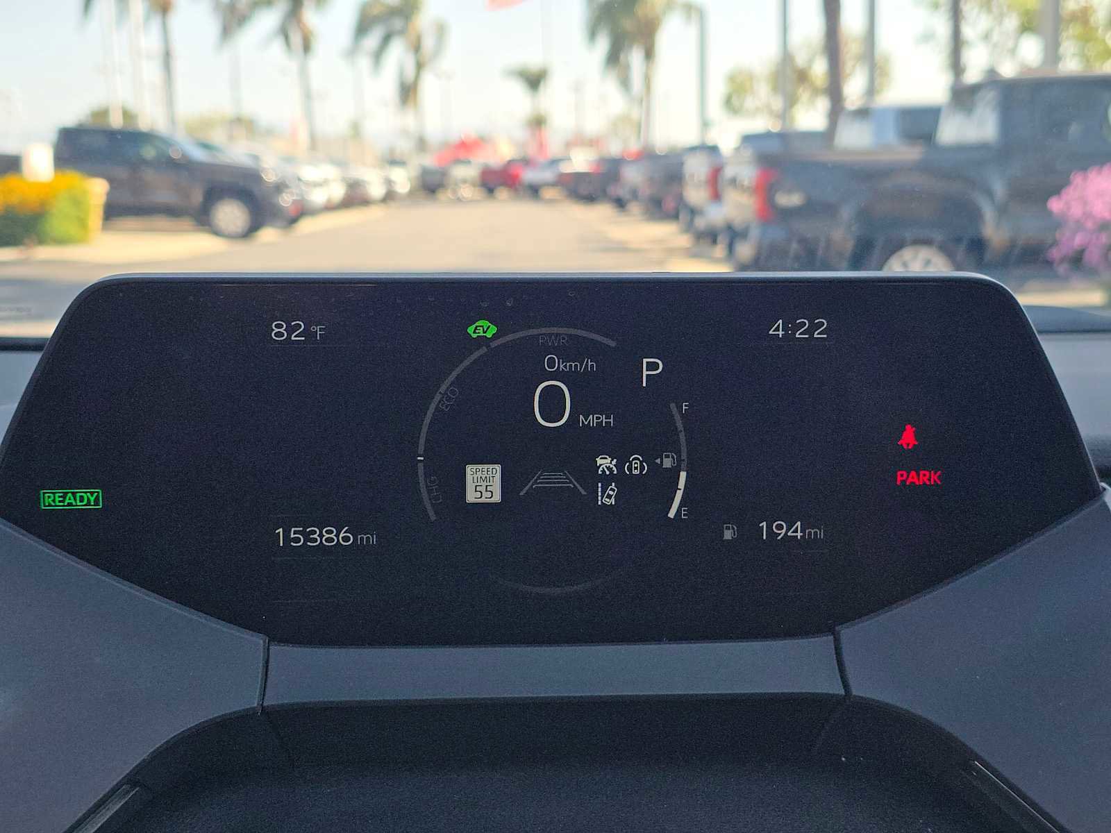 Used 2025 Toyota Prius XLE FWD image 25