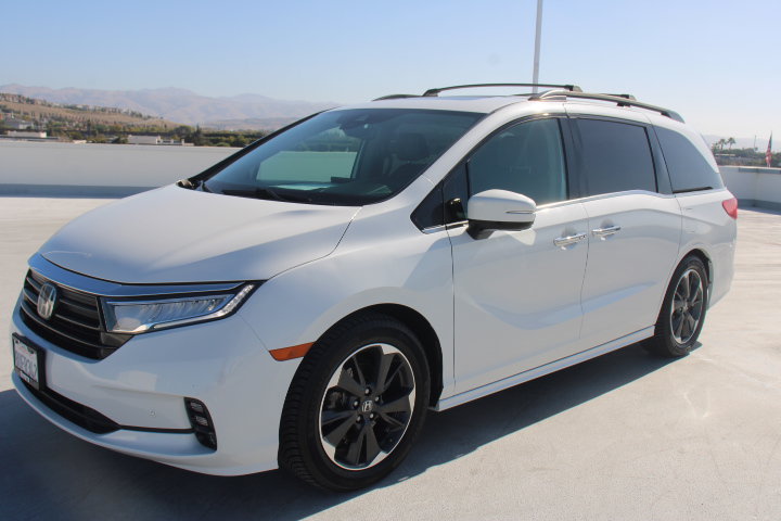Used 2021 Honda Odyssey Elite image 7