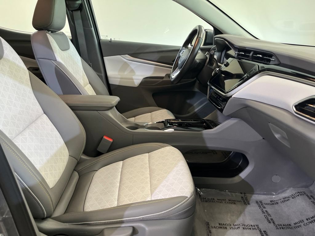 Used 2023 Chevrolet Bolt EUV Premier w/ Super Cruise Package FWD image 11