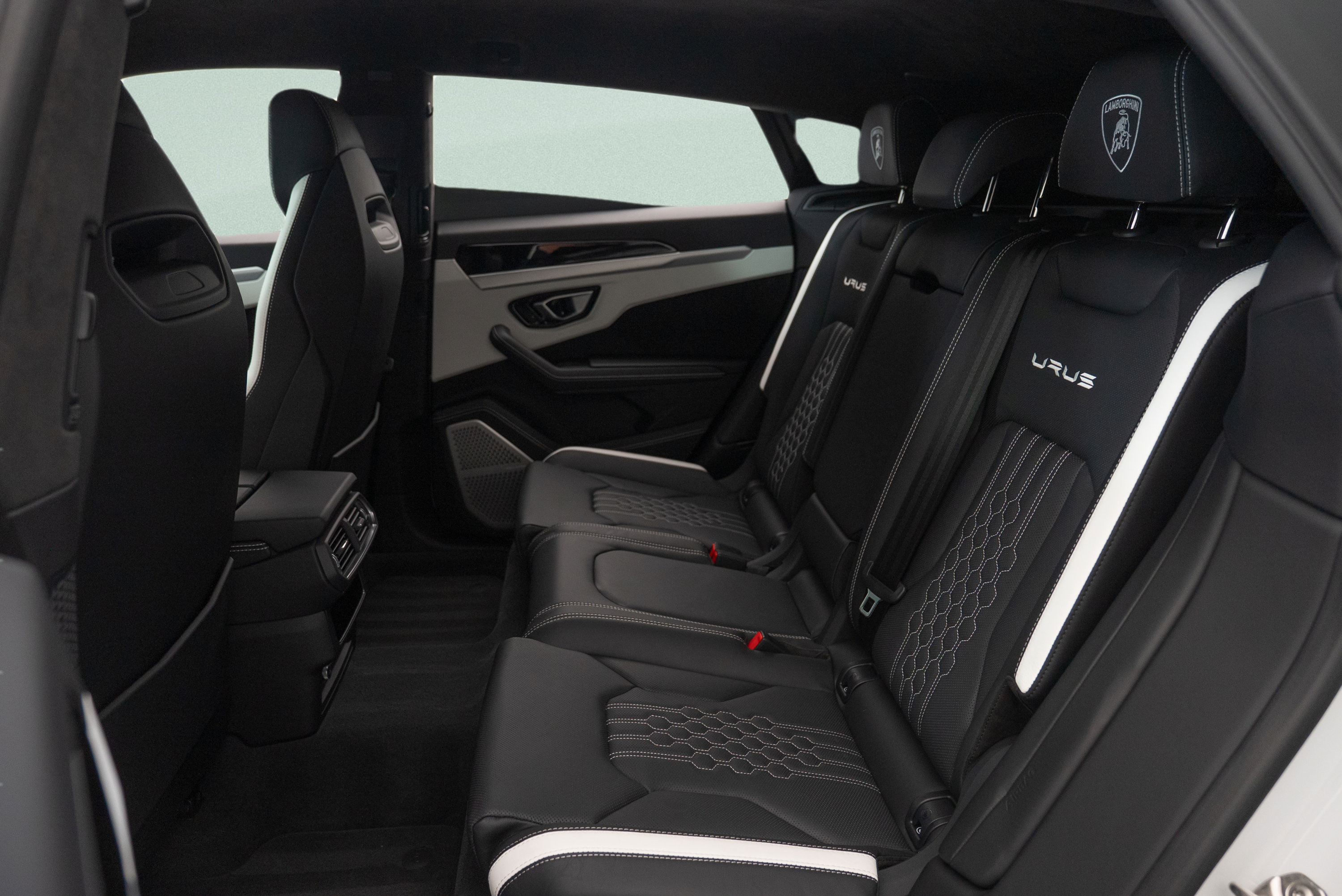 Used 2024 Lamborghini Urus S AWD/4WD image 22