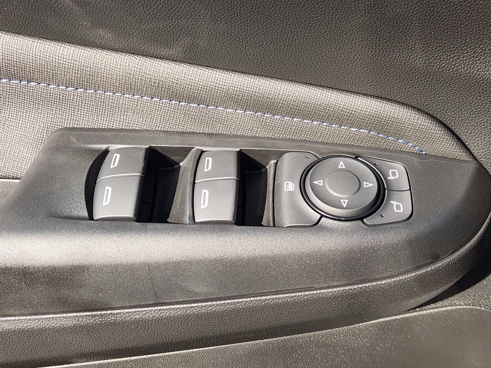 New 2026 Buick Envista Sport Touring w/ Convenience I Package FWD image 28