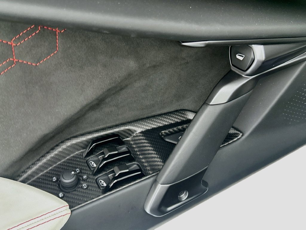 Used 2025 Lamborghini Revuelto AWD/4WD image 20