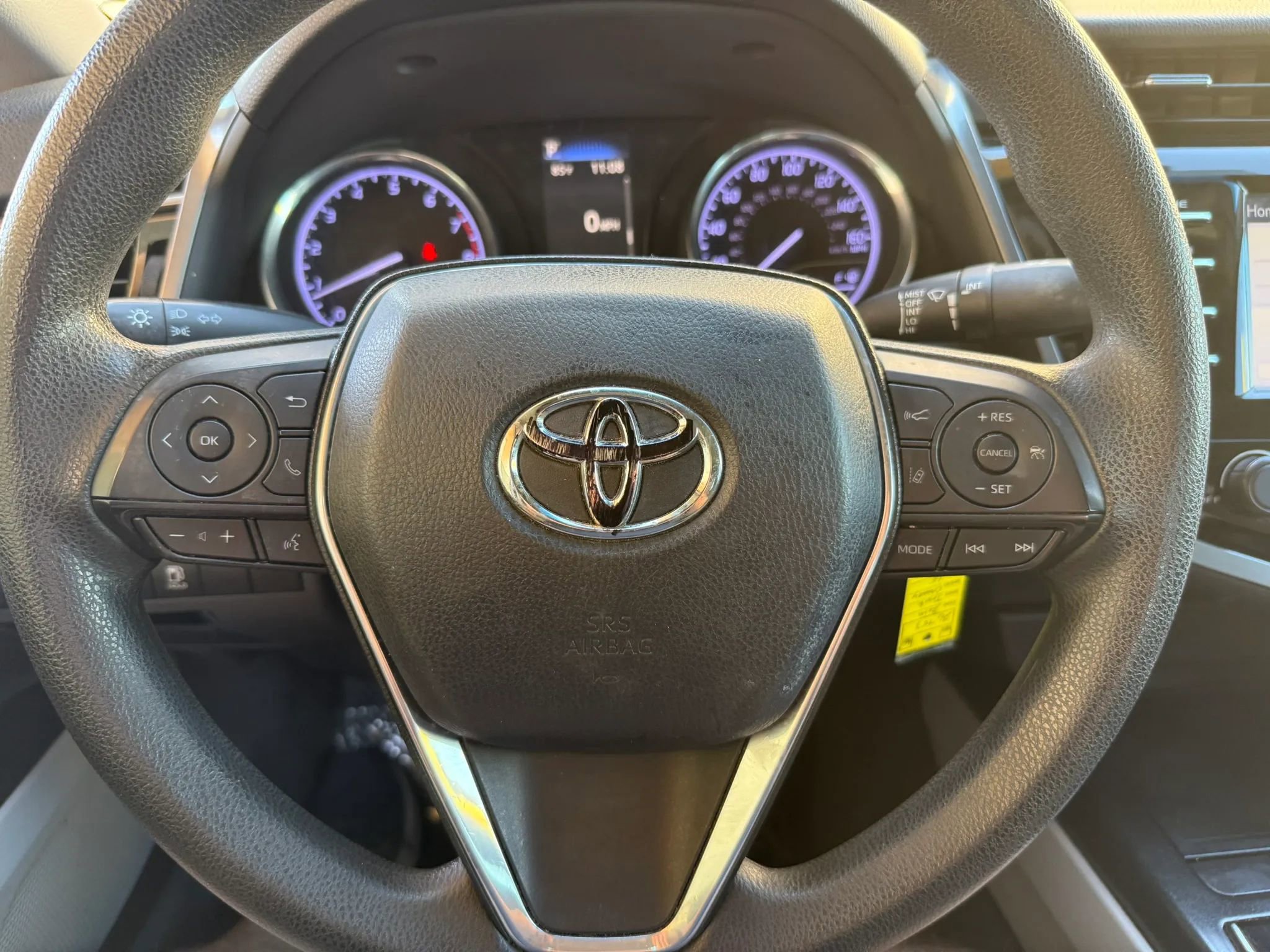 Used 2019 Toyota Camry LE FWD image 11