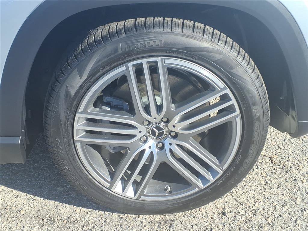 New 2026 Mercedes-Benz GLS 450 4MATIC image 5