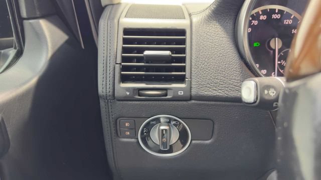 Used 2015 Mercedes-Benz G 550 image 26