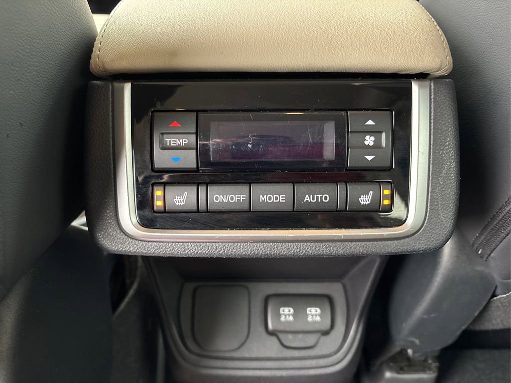 Used 2019 Subaru Ascent Limited image 32