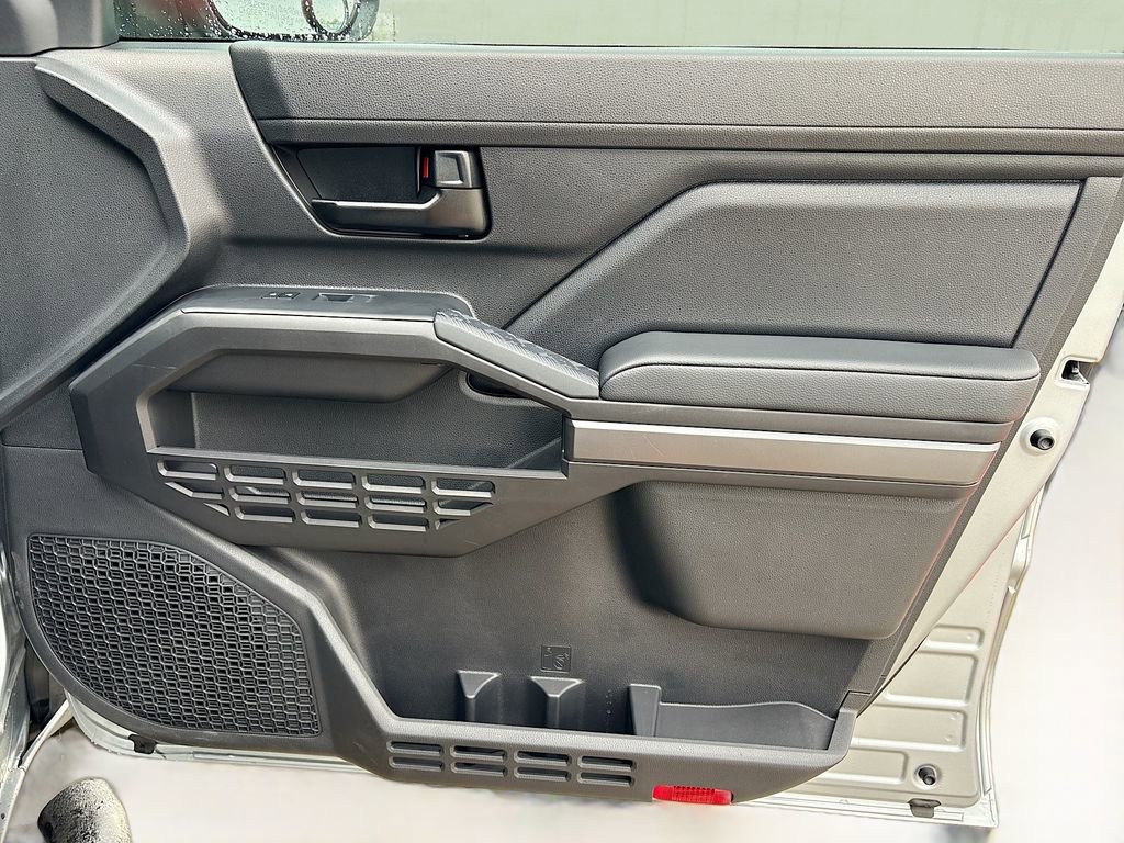 Used 2025 Toyota Tacoma SR5 image 24