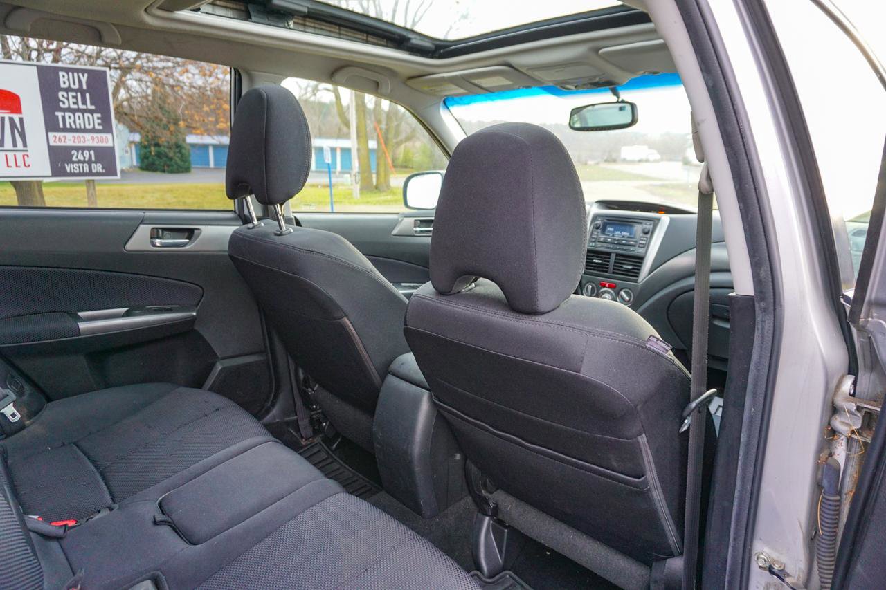 Used 2011 Subaru Forester 2.5X Premium w/ All-Weather Pkg image 22