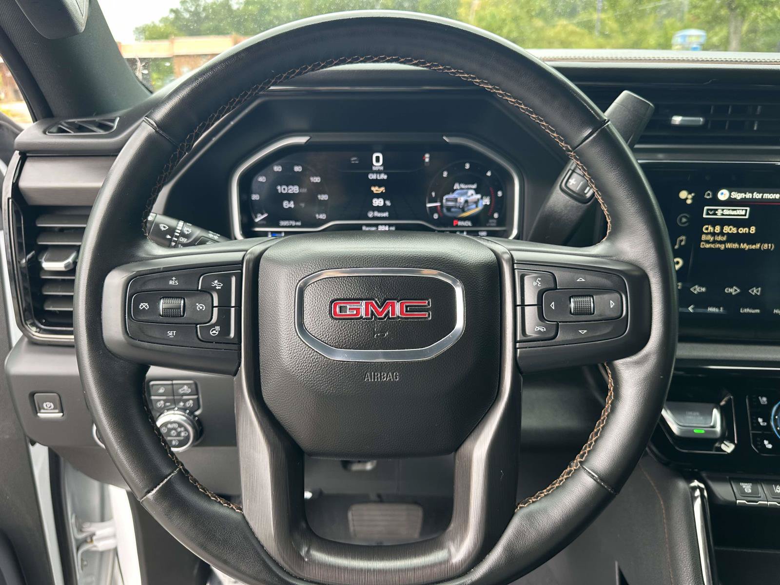 Used 2024 GMC Sierra 2500 AT4 w/ AT4 Premium Plus Package AWD/4WD image 13