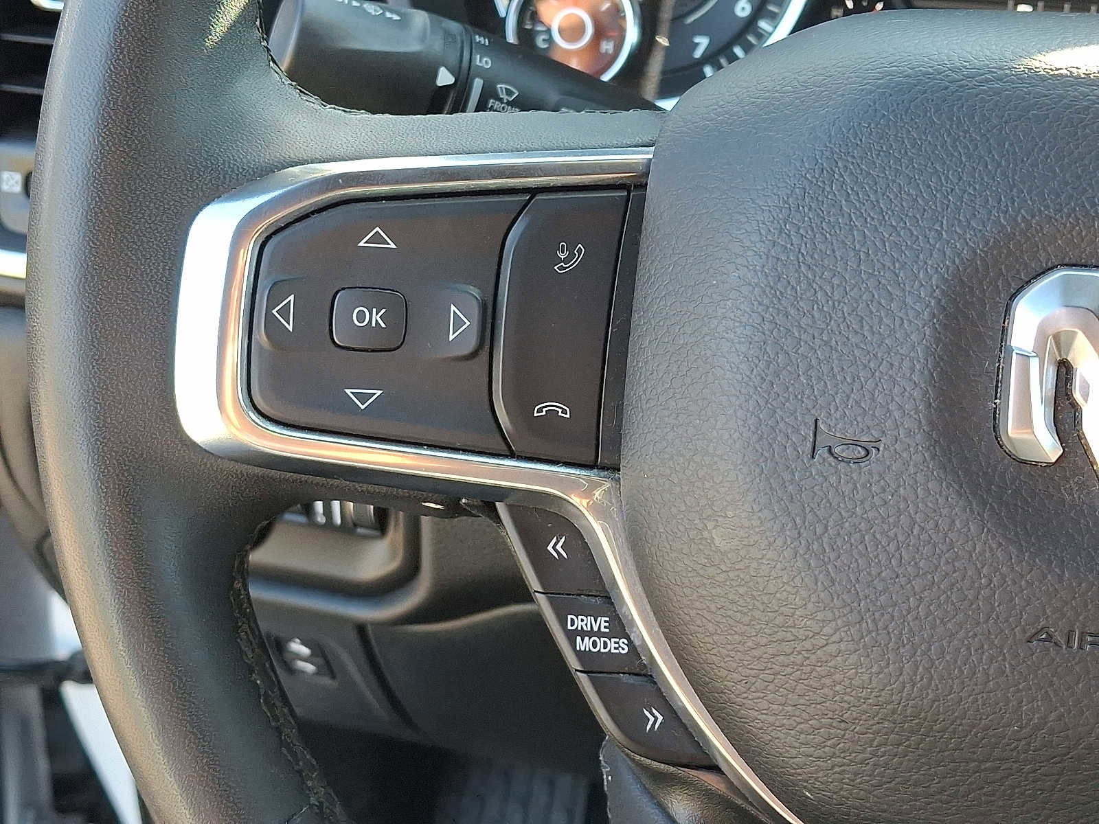 Certified 2025 RAM 1500 Laramie image 22