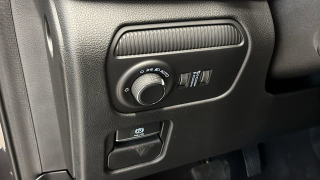 New 2026 Jeep Grand Wagoneer 4WD image 15