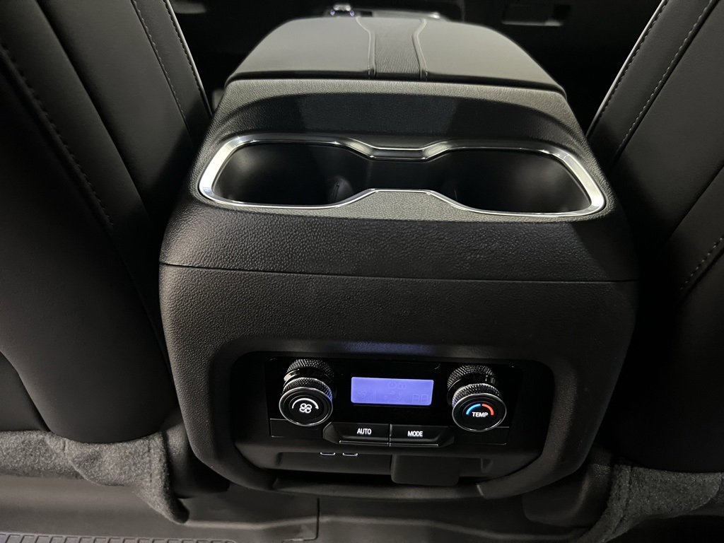 New 2026 Buick Enclave Sport Touring w/ Power Package image 31